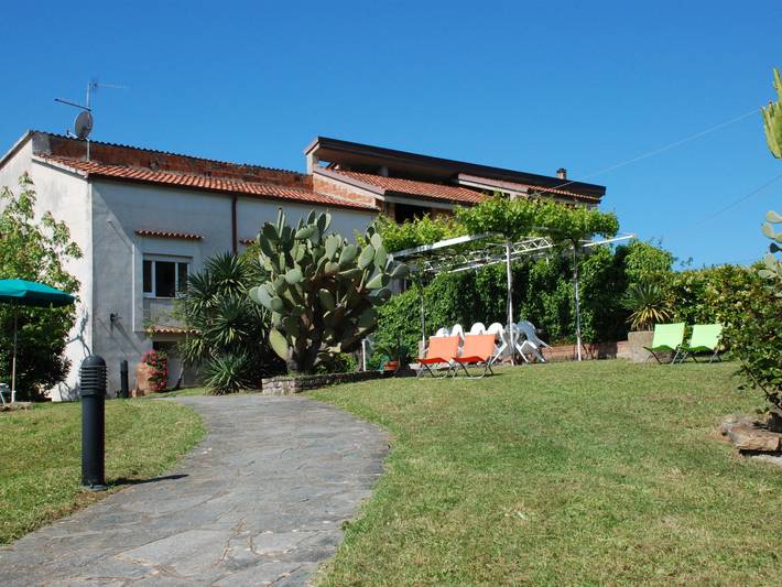 Villa per 3 persone, con Terrazza e Giardino nonché Piscina in Cilento
