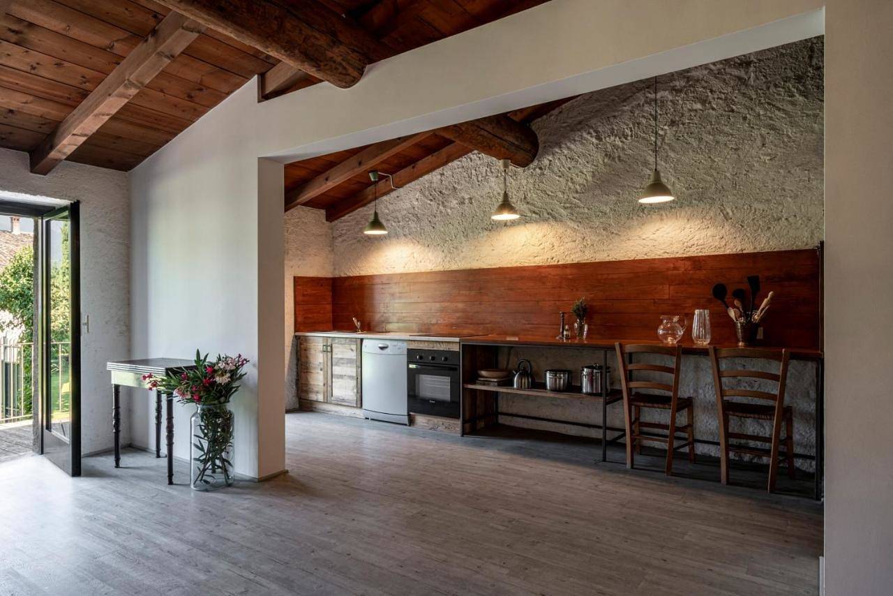 Appartamento intero, Agriturismo Le Chiusure in San Felice del Benaco, Prealpi Gardesane