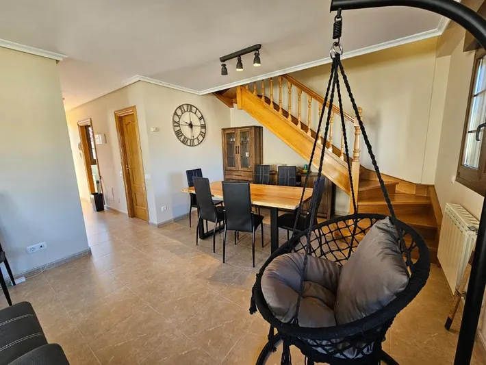Ferienwohnung für 9 Personen, mit Terrasse und Ausblick - 1