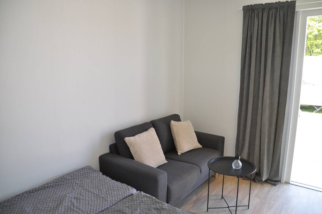Entire holiday apartment, Tiny Home 'Surfbrett 2' with Shared Garden and Wi-Fi in Dahme, East Holstein
