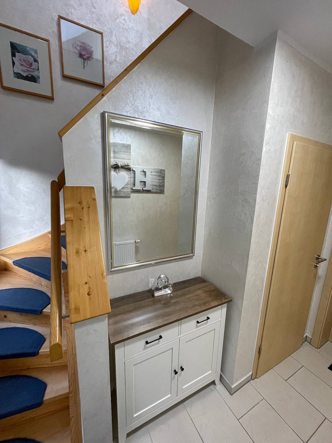 Ganze Ferienwohnung, Nrw -Ferienwohnung-neu renoviert! Zuhause auf Zeit; in Nußberg in Iserlohn, Märkischer Kreis