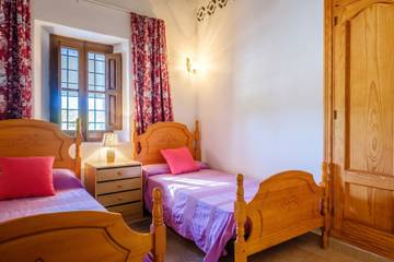 Villa in St Miquel de Balansat, Sant Joan de Labritja für 8 