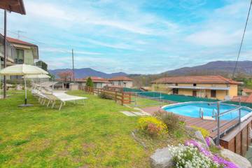 Villa für 9 Personen in Besozzo, Varese Provinz, Bild 3