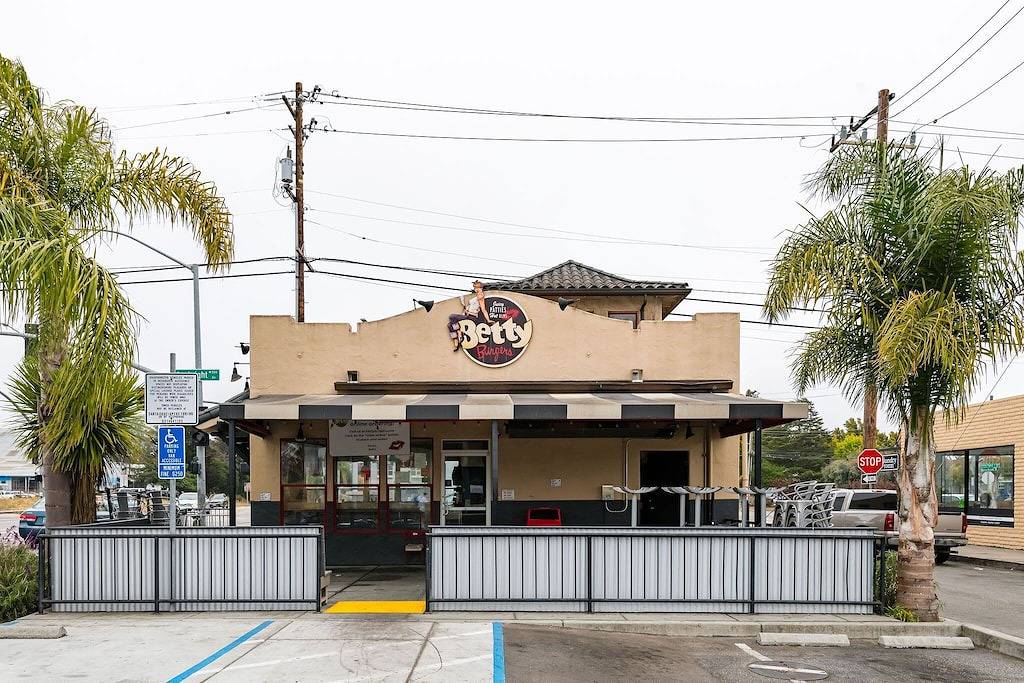 Surf House, Walk to the Santa Cruz Beach Boardwalk in Seabright, Santa Cruz