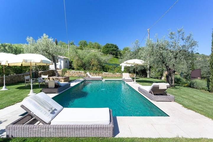 Agriturismo per 6 persone, con giardino in Gambassi Terme