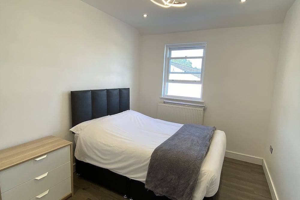 Entire apartment, Apartment 7- The cathedral view in Truro, Cornwall