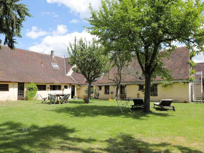 Chambre d’hôte pour 3 personnes, avec Terrasse ainsi que Jardin et Vue