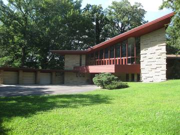 Vacation Rental for 5 Guests in Austin (mn), Minnesota, Picture 2