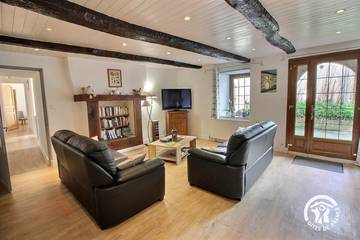 Location De Vacances pour 6 Personnes dans Saint-Igeaux, Cotes-d'Armor, Photo 4