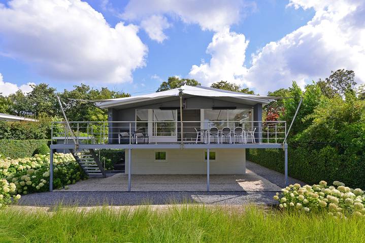 Ferienhaus für 8 Personen, mit Terrasse und Balkon/Terrasse