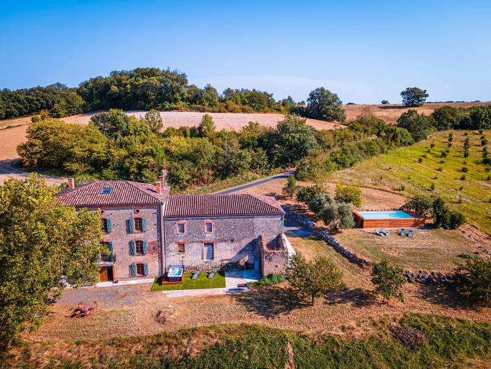 Casa Lounell: piscina, spa, sauna y sala de juegos en plena naturaleza in Graulhet, Región de Castres