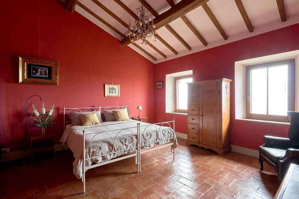 Villa indipendente con piscina privata, Wifi, A/C, terrazza, vista panoramica, vicino Montepulciano in Chianciano Terme, Siena e dintorni