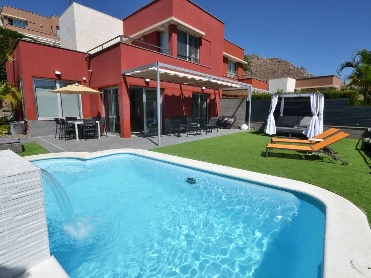 Villa für 4 Personen mit Schwimmbad und balinesi in Salobre, San Bartolomé de Tirajana
