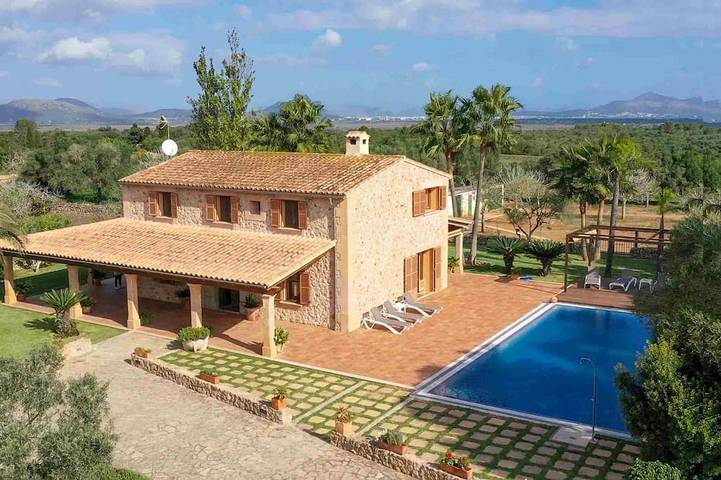 Villa for 8 people, with hot tub and garden as well as balcony and pool - 1