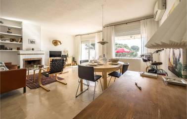 Holiday Apartment for 4 People in Benalmádena Costa, Benalmádena, Photo 2