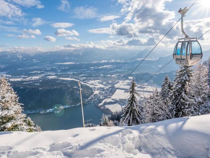 Chalet by a lake and near ski resorts in Afritz am See, Distrito de Villach-Land