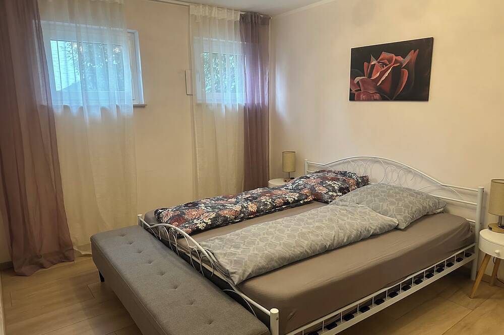 Ganze Wohnung, Apartment mit separaten Eingang in Eppstein, Main-Taunus-Kreis