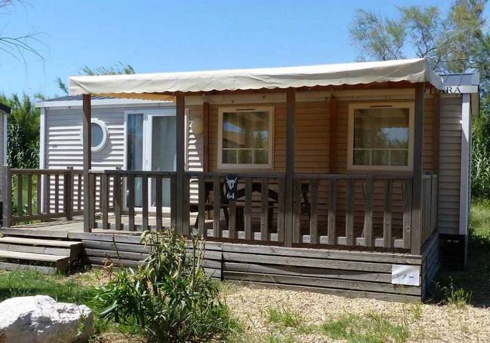 Mobil home pour 6 personnes, avec terrasse et bassin pour enfant - 1