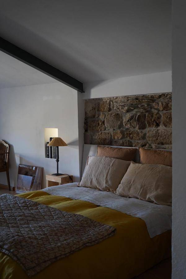Gîte pour 2 personnes, avec Terrasse ainsi que Jardin et Vue à Gravières - 4