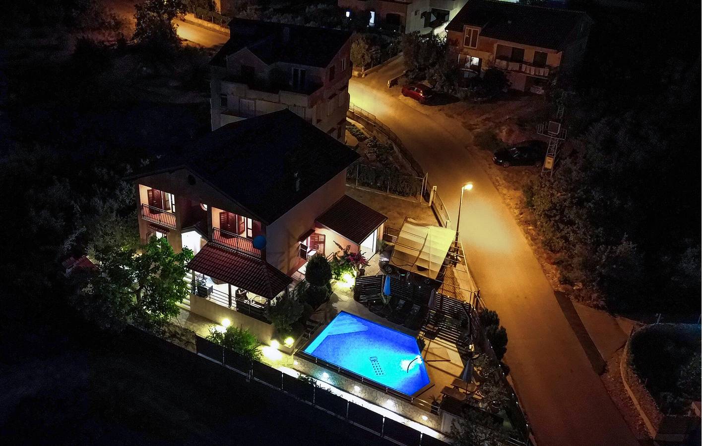 Ferienhaus für 8 Personen mit Terrasse in Bilice, Šibenik-Knin