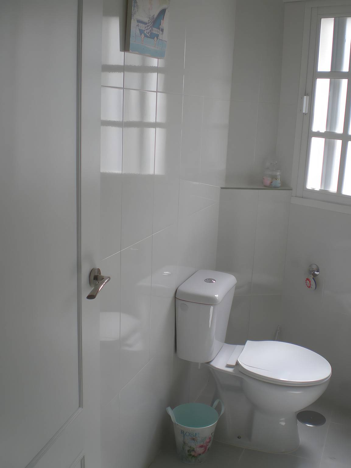 Apartamento entero, Apartamento 'Celeste' con vistas al mar, terraza compartida y Wi-Fi in Conil de la Frontera, Costa de la Luz