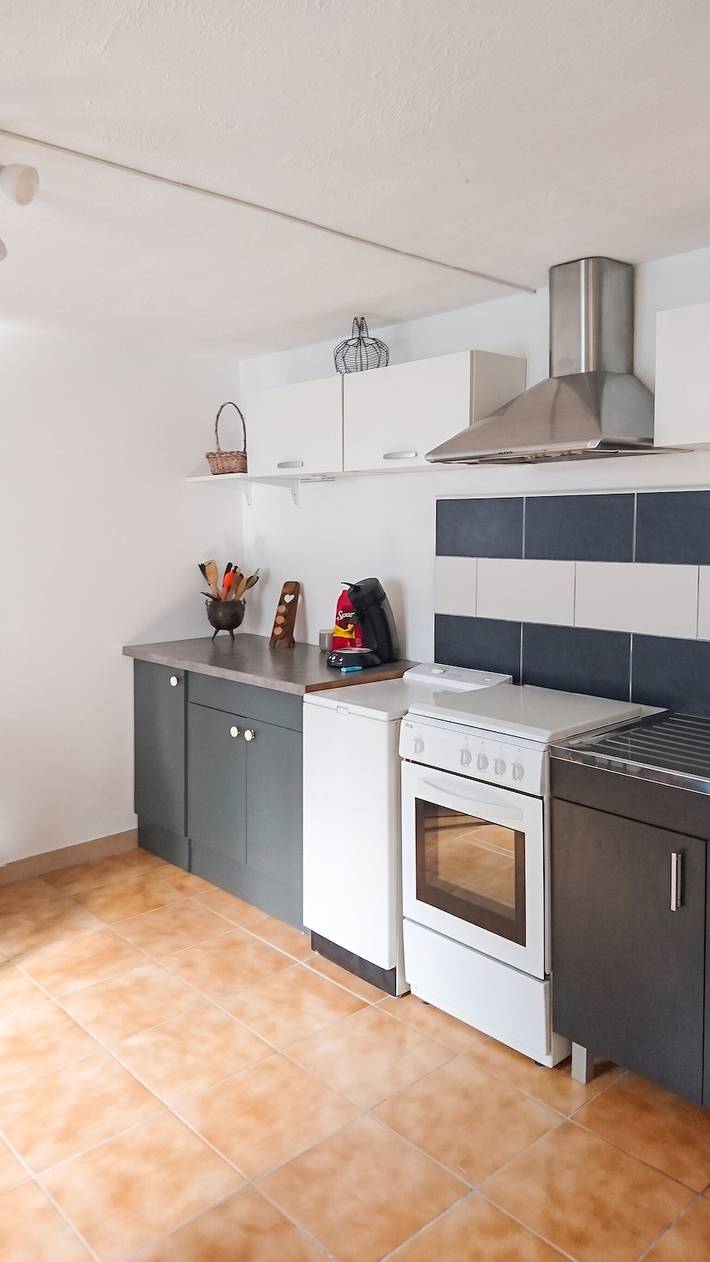 Ganze Wohnung, Einladendes Apartment in Penne-d'Agenais - 32 m² - Terrasse in Penne-d'Agenais, Quercy