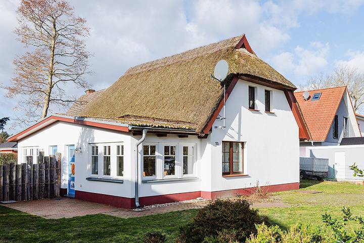 Ferienhaus für 4 Personen, mit Garten und Terrasse, mit Haustier in Prerow