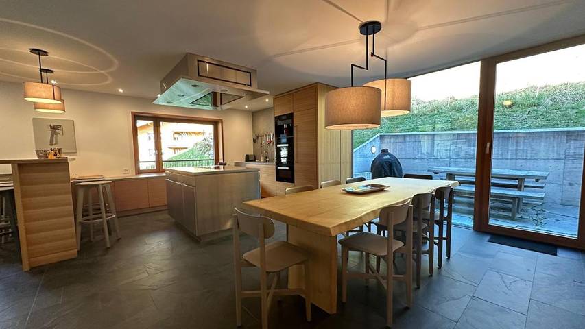 Villa für 11 Personen, mit Balkon und Whirlpool sowie Terrasse und Sauna in Saas-Fee