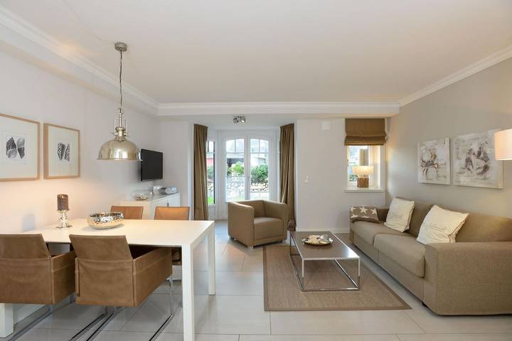 Ferienwohnung für 4 Personen, mit Terrasse und Sauna sowie Garten - 1