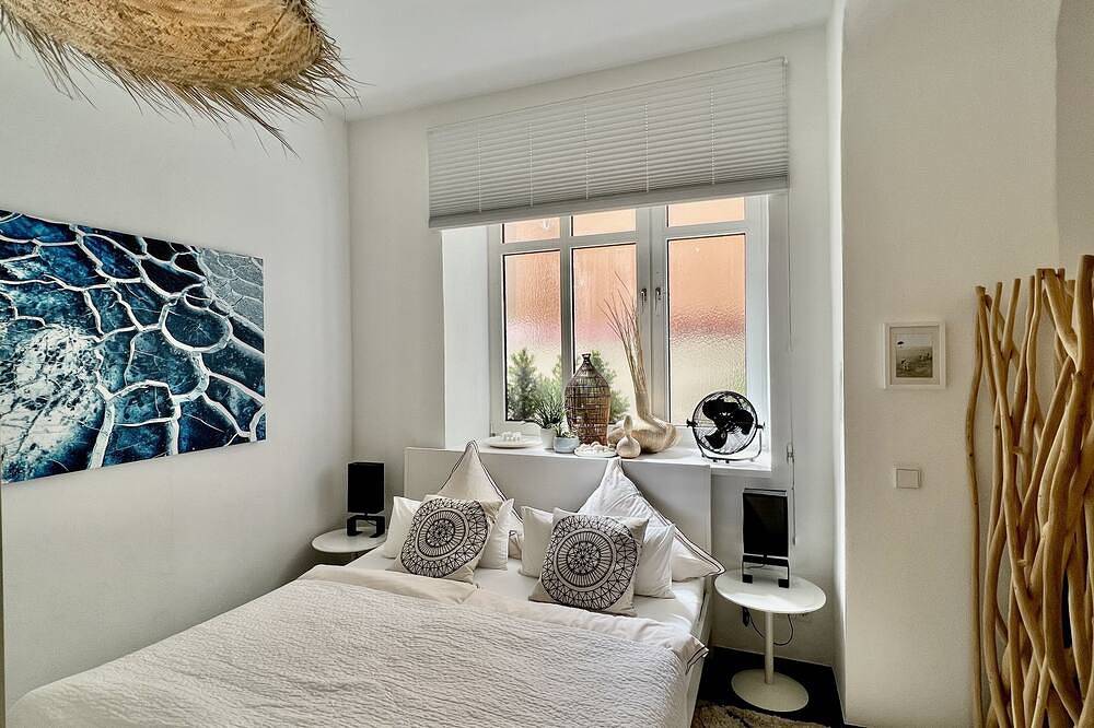 Entire apartment, Best deal in town !  Cocoma Designer Apt deluxe in the center of Munich in Munich Isarvorstadt, Munich