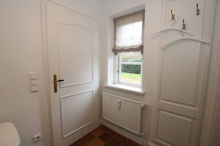 Ganze Wohnung, Ferienwohnung in Wrixum, mit 3- Zimmern auf 60m² im Reetdachhaus in Nordfriesische Inseln (Schleswig-Holstein) (Schleswig-Holstein), Wrixum