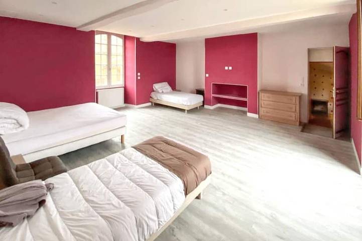 Location de vacances pour 16 personnes, avec jardin, animaux acceptés à Mouterre-Silly - 2