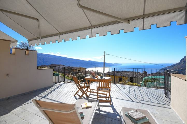 Ferienwohnung für 4 Personen, mit Balkon und Seeblick - 1