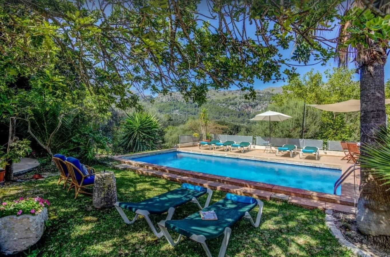 Country House 'Cerdà' with Mountain View, Wi-Fi and Air Conditioning in Pollença, North Majorca
