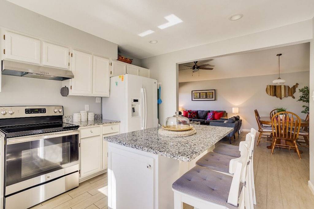 Schönes und gemütliches Zuhause, das von vielen Bmt-Abschlussfamilien genossen wird. in San Antonio, Bexar County