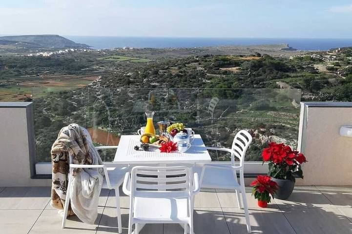 Appartamento per 4 persone, con idromassaggio e terrazza in Mellieha