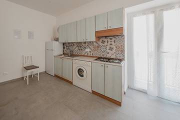 Apartment for 2 People in Spiaggia del Porto Vecchio, Cefalù (Municipality), Photo 4