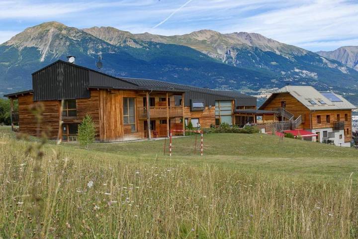 Chambre d’hôte pour 4 personnes, avec Terrasse ainsi que Jardin et Vue