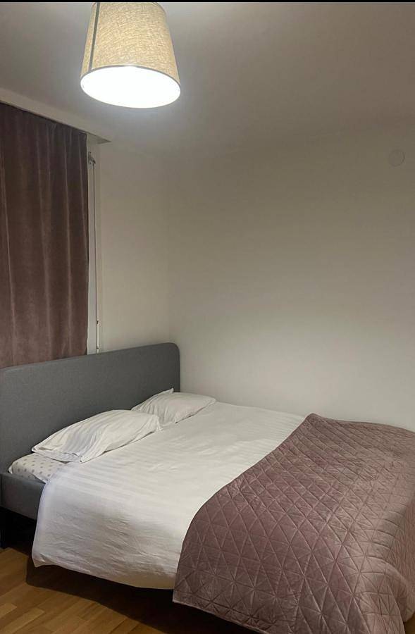 Apartamento inteiro, Two-Bedroom Apartment in Pâquis, Genebra