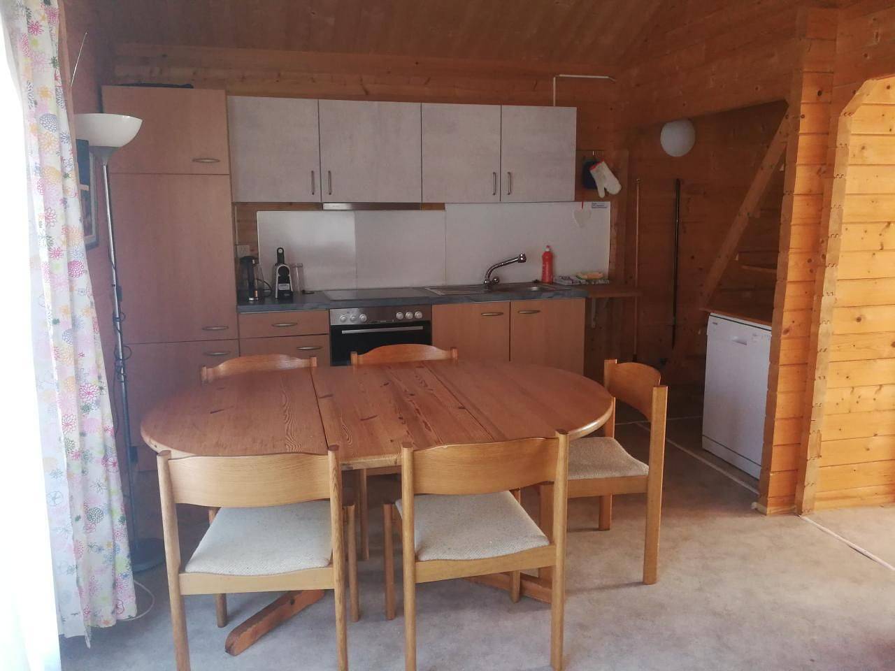 Chalet/ Blockhaus auf Camping in Oberwil im Simmental, Berner Oberland
