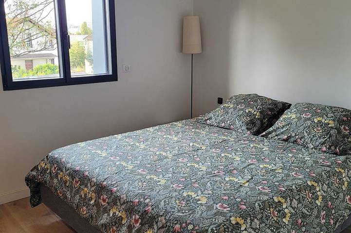 Location de vacances pour 8 personnes, avec jardin, animaux acceptés à Neuilly-Plaisance - 2