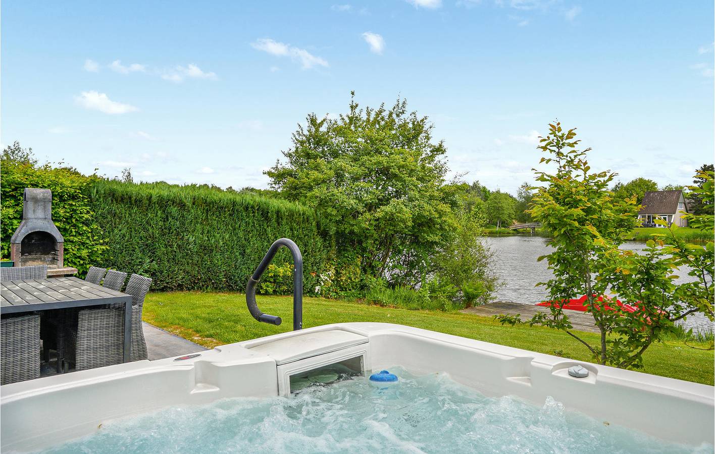 Ferienhaus für 8 Personen mit Terrasse in Vlagtwedde, Groningen und Umgebung