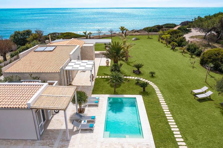 Casa vacanza per 8 persone, con giardino e terrazza in Ispica