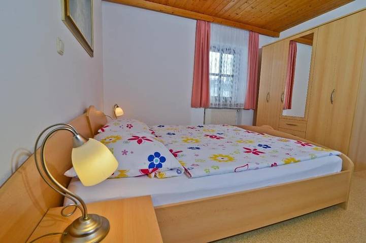 Ferienwohnung für 6 Personen, mit Garten und Balkon in Arnbruck - 4