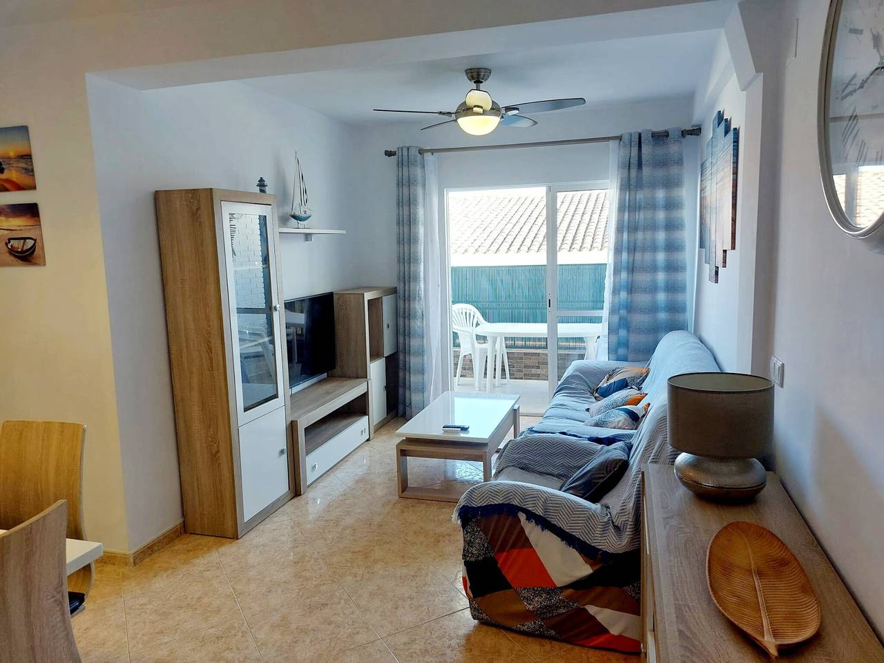 Ganze Wohnung, Apartment 'Cisne del Mar' mit privater Terrasse, Wlan und Klimaanlage in Punta Umbría, Costa de la Luz