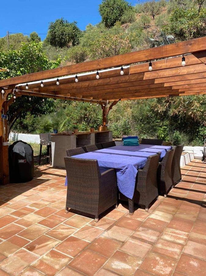 Chalet para 7 personas, con terraza y jardín además de vistas y piscina en Sierra de las Nieves - 4