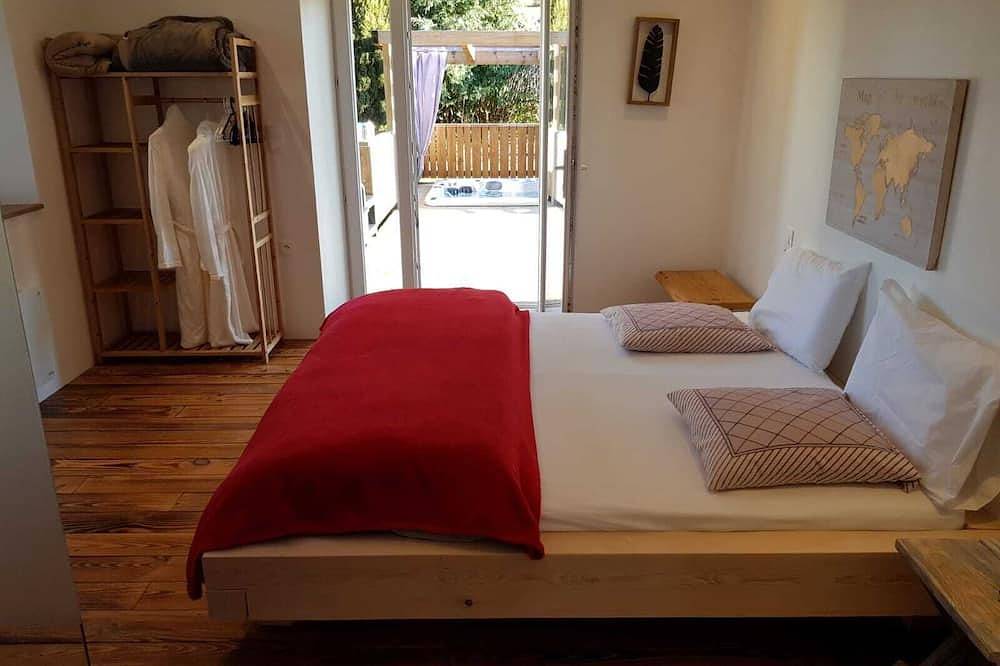Montagne-Lac & Spa (privéjacuzzi) (Nieuw) in Anould, Saint-Dié-des-Vosges