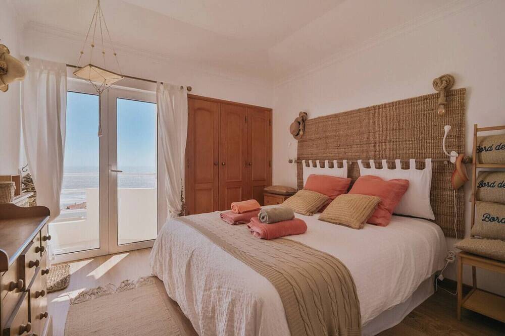 Villa Antoine | Seaside Vacation in Buarcos, Figueira da Foz