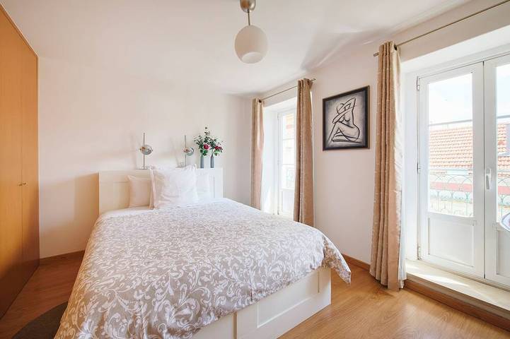 Entire apartment, New apartment in the historic center in Pena, Arroios