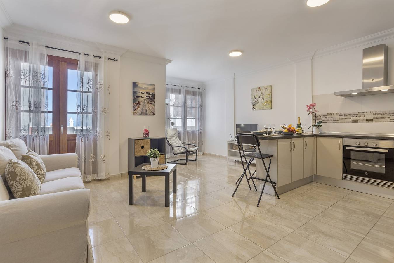 Apartamento entero, Apartamento vacacional 'Aartamento Rolycar 202' con Wi-Fi in Icod de los Vinos, Tenerife Norte